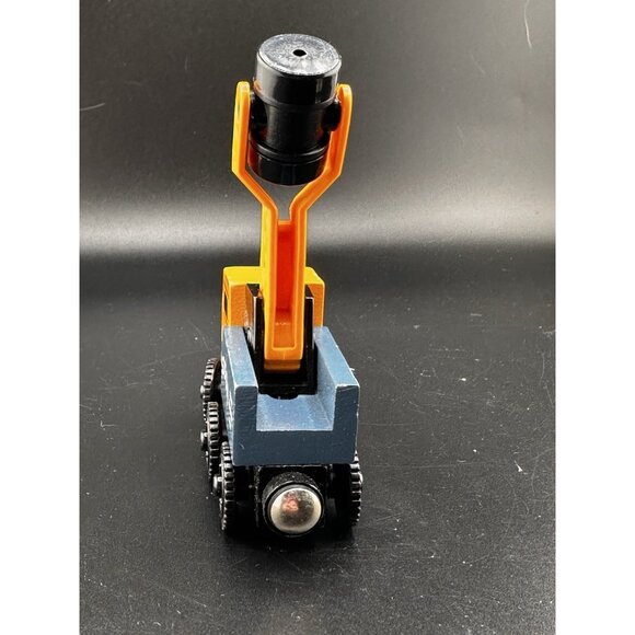 Thomas & Friends Wooden Railway Butch Vtg 2003 Train Magnetic Wrecker Truck Card - Picture 10 of 16